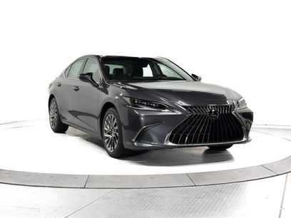 New 2025 Lexus ES 300h Ultra Luxury