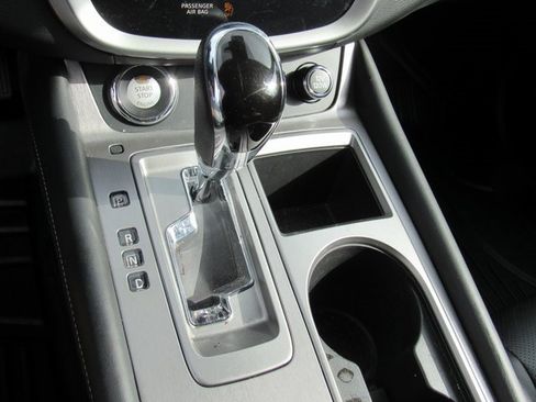 Certified 2024 Nissan Murano SL image 19