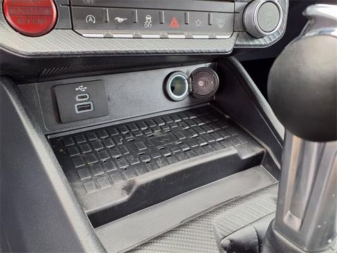 Used 2024 Ford Mustang Premium image 16