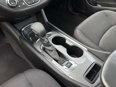 Used 2024 Chevrolet Malibu LT image 47