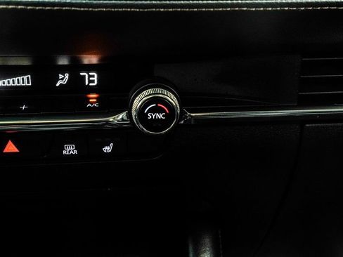 Used 2022 MAZDA MAZDA3 s image 25