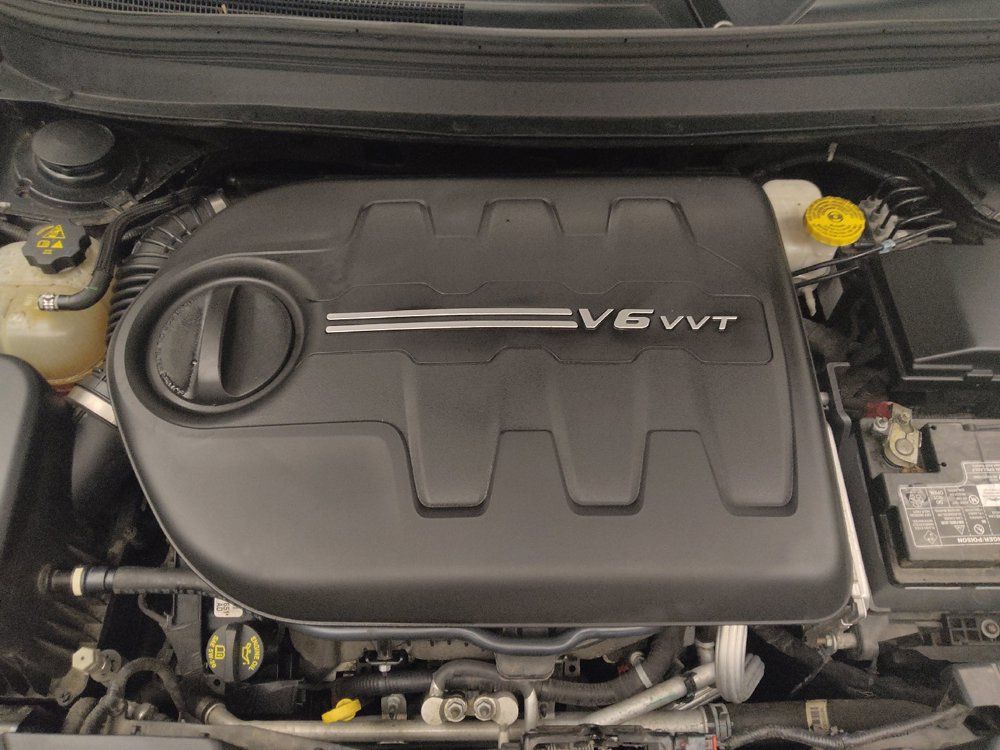 Used 2018 Jeep Cherokee Limited AWD/4WD image 30