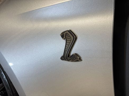 Used 2020 Ford Mustang Shelby GT500 w/ Technology Package image 11