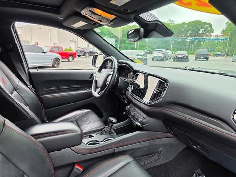 Used 2023 Dodge Durango GT AWD/4WD image 11