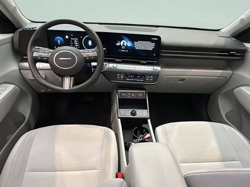 Certified 2025 Hyundai Kona SEL image 19