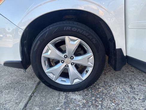 Used 2015 Subaru Forester 2.5i Premium w/ All-Weather Package image 28