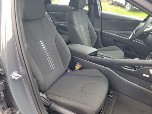 New 2026 Hyundai Elantra SEL Sport Premium FWD image 35