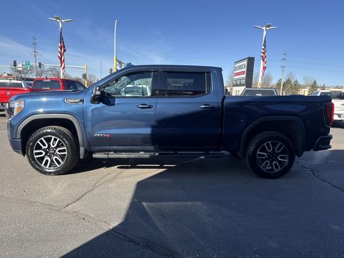 Used 2019 GMC Sierra 1500 AT4 w/ AT4 Premium Package AWD/4WD image 4