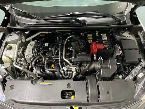 Used 2021 Nissan Sentra SV w/ SV Premium Package image 32