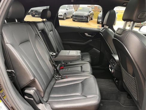 Used 2018 Audi Q7 3.0T Prestige w/ Prestige Package image 25