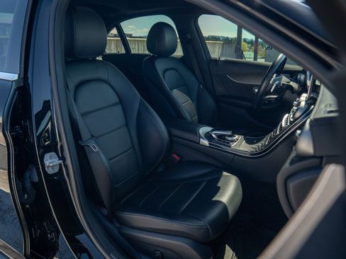 Used 2015 Mercedes-Benz C 300 4MATIC Sedan image 28