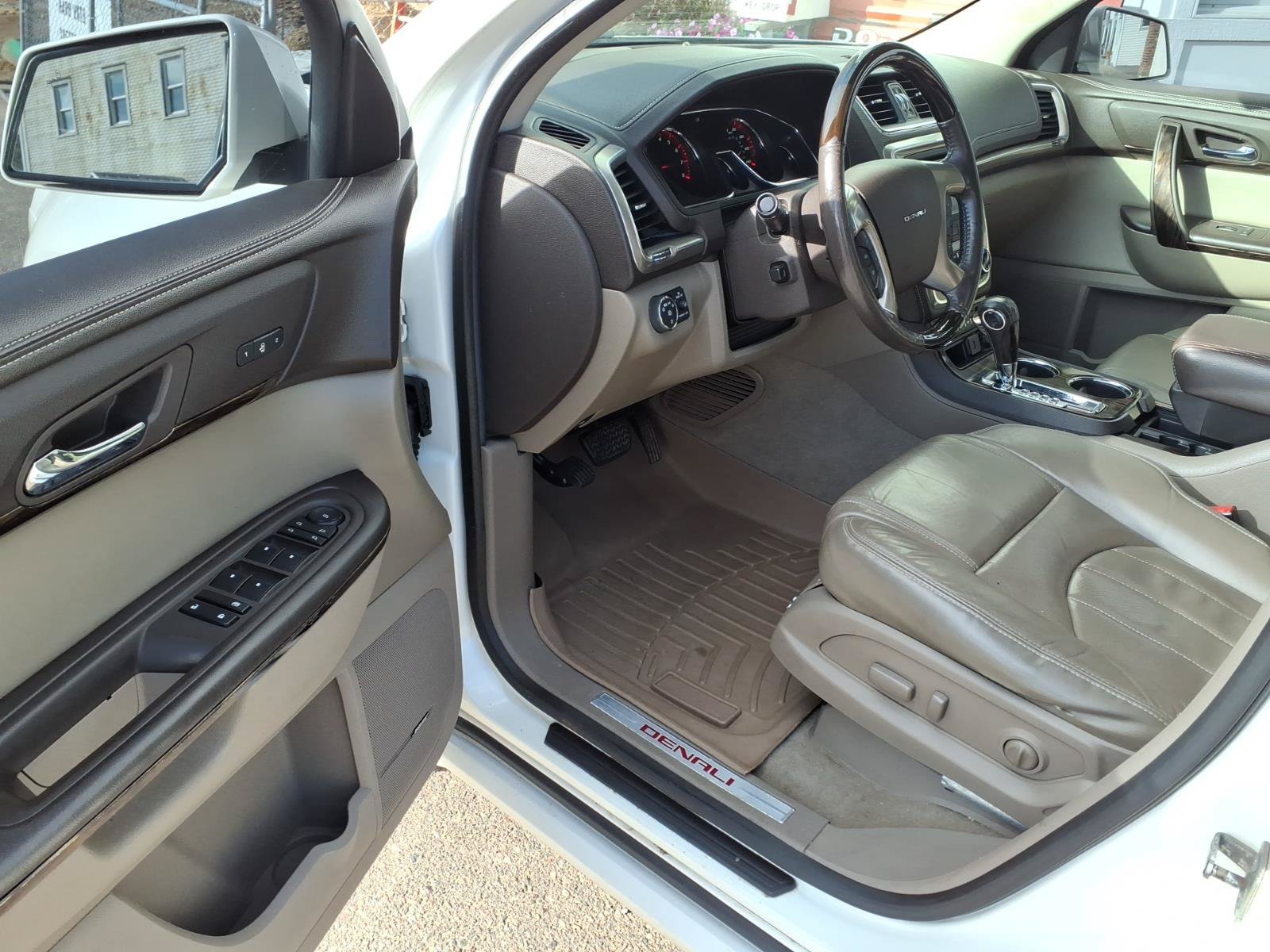Used 2015 GMC Acadia Denali AWD/4WD image 9