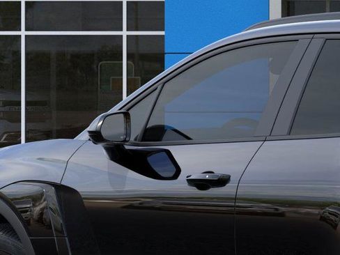 New 2025 Chevrolet Blazer EV LT image 36