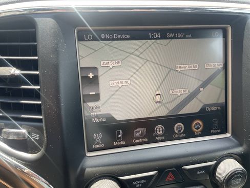 Used 2016 Jeep Grand Cherokee Limited AWD/4WD image 34