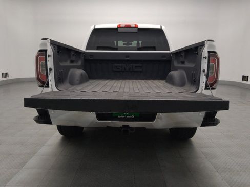 Used 2018 GMC Sierra 1500 SLT w/ SLT Premium Package image 29