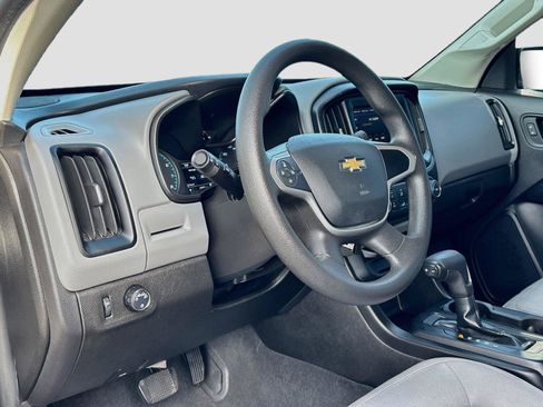 Used 2021 Chevrolet Colorado W/T w/ WT Convenience Package RWD image 9