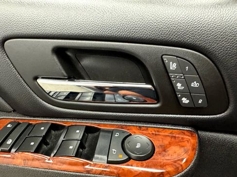 Used 2013 GMC Sierra 2500 SLT w/ SLT Convenience Package image 15