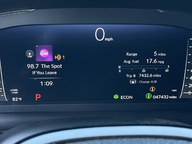 Used 2025 Honda Pilot Elite image 16