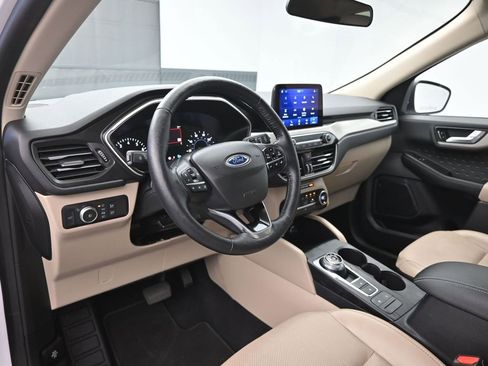 Certified 2020 Ford Escape SEL FWD image 16