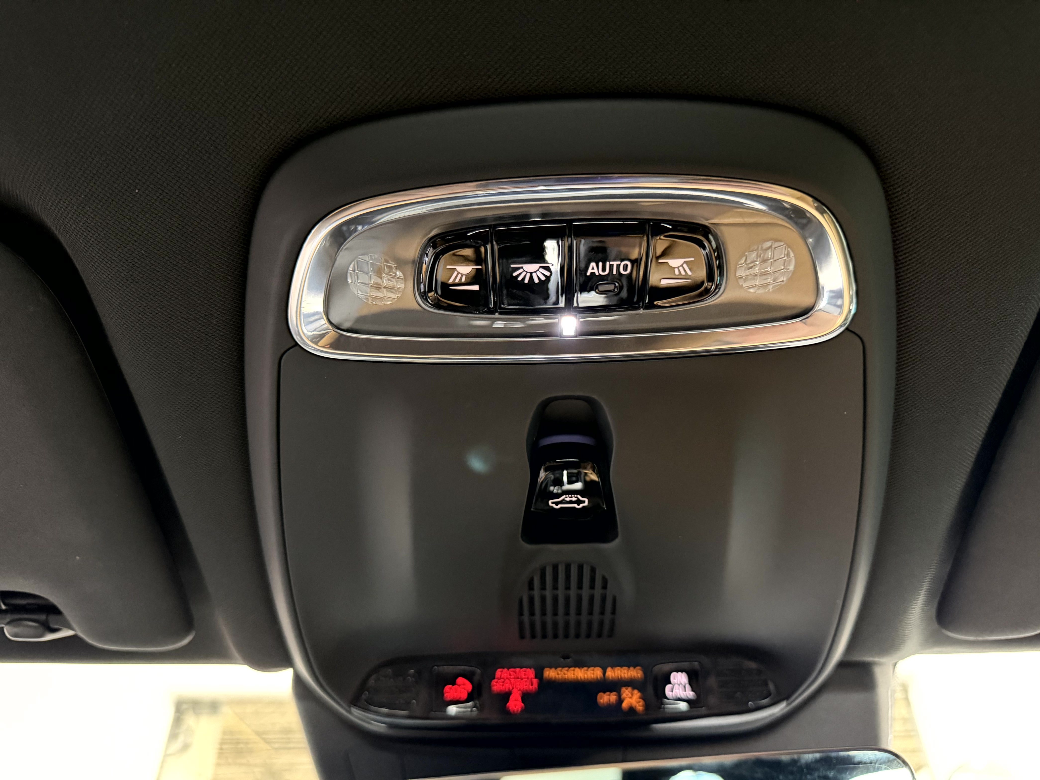 Used 2019 Volvo XC60 T6 Inscription w/ Protection Package Premier AWD/4WD image 15
