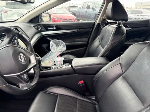 Used 2023 Nissan Maxima SV w/ Floor Mat Group FWD image 18