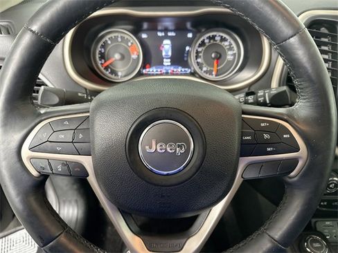 Used 2018 Jeep Cherokee Limited w/ High Altitude Package image 22