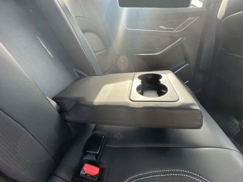 Used 2025 Jaguar F-PACE R-Dynamic S image 19