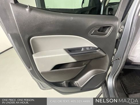 Used 2019 Chevrolet Colorado W/T w/ WT Convenience Package RWD image 18