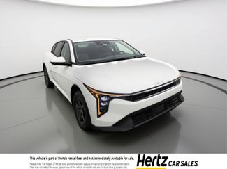 Used 2025 Kia K4 LXS video 1