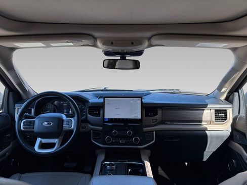 Used 2024 Ford Expedition Max Limited image 3