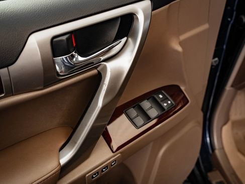 Used 2017 Lexus GX 460 Premium image 20