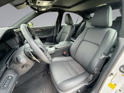 Used 2026 Lexus IS 350 F Sport RWD image 30