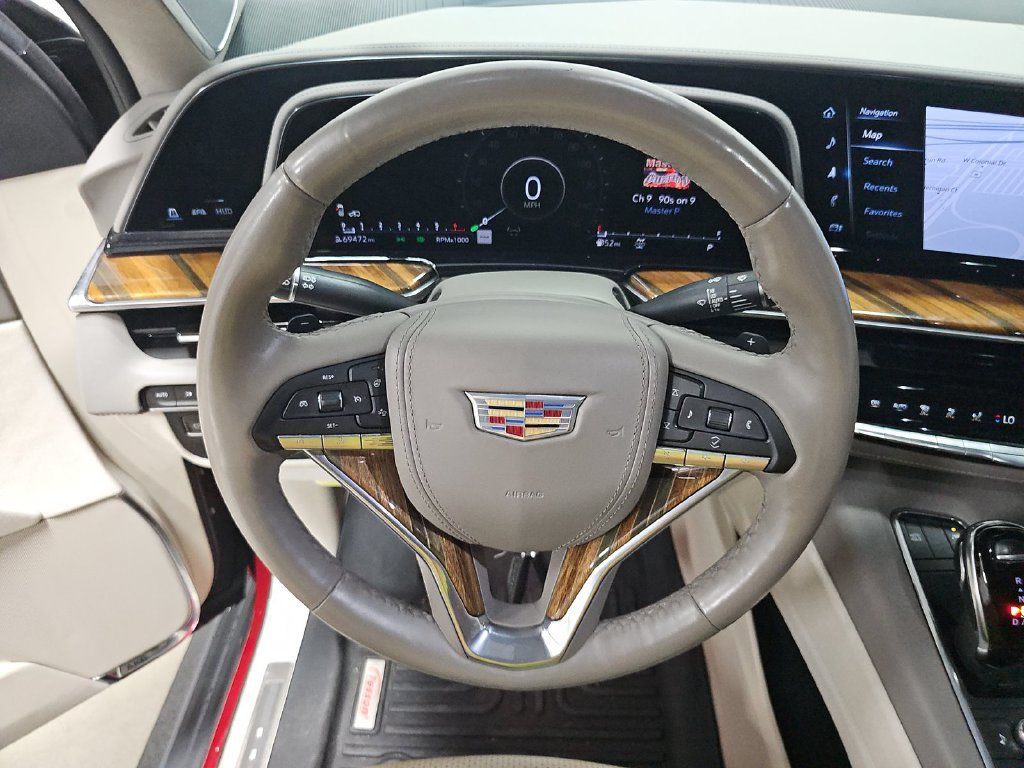 Used 2022 Cadillac Escalade ESV Sport Platinum w/ LPO, ONYX Package AWD/4WD image 15