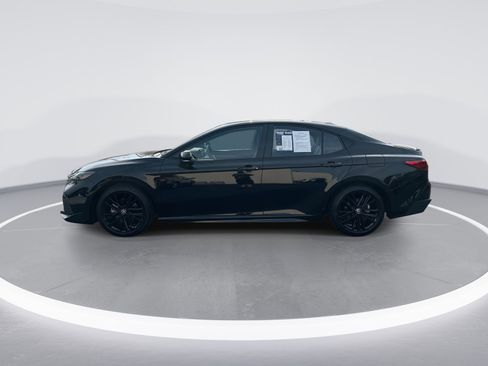 Used 2026 Toyota Camry SE w/ Convenience Package FWD image 6