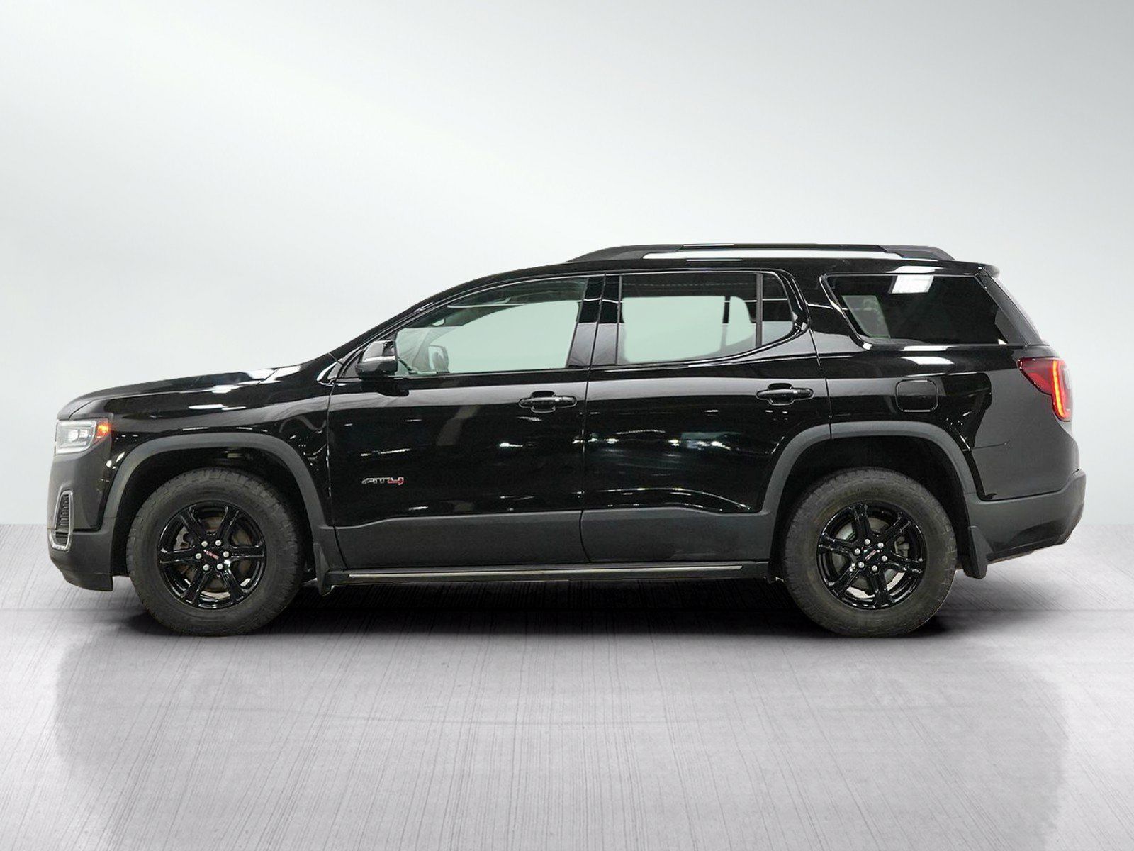 Used 2023 GMC Acadia AT4 w/ GMC Pro Grade Package AWD/4WD image 2