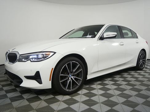Used 2021 BMW 330i Sedan w/ Convenience Package image 7