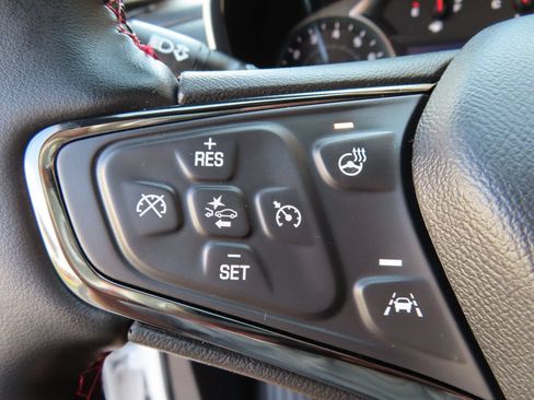 Used 2023 Chevrolet Equinox RS w/ RS Leather Package AWD/4WD image 14
