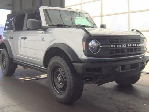 Used 2022 Ford Bronco Black Diamond AWD/4WD image 8