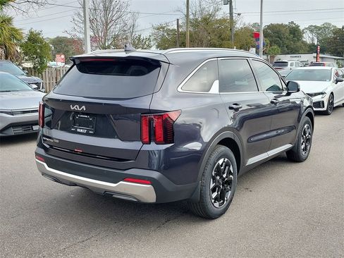 New 2026 Kia Sorento S image 6