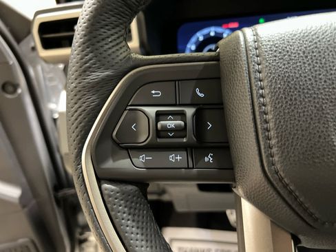 Used 2024 Toyota Tacoma TRD Sport w/ TRD Sport Upgrade Package image 13