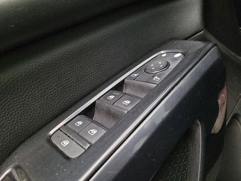 Used 2022 Nissan Pathfinder S FWD image 27