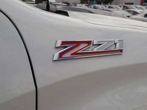 Used 2024 Chevrolet Silverado 1500 LT Trail Boss w/ Protection Package AWD/4WD image 6