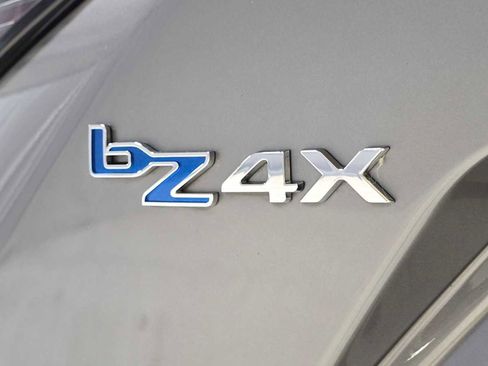 Used 2024 Mercedes-Benz Sprinter 2500 image 46