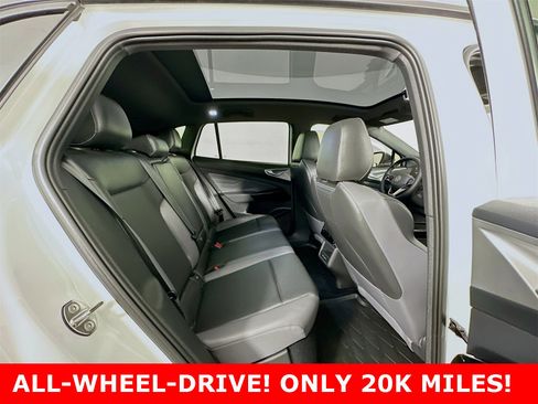 Used 2023 Volkswagen ID.4 Pro S image 25