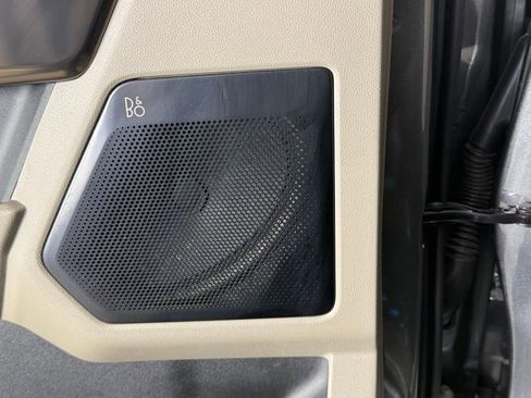 Used 2025 Ford F350 Platinum w/ Platinum Plus Package image 16