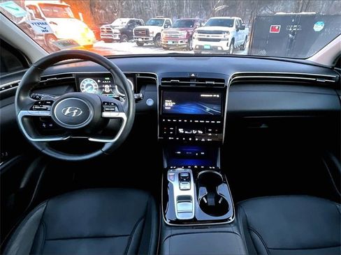 Used 2022 Hyundai Tucson Limited image 16