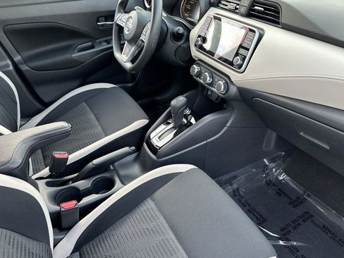 Used 2022 Nissan Versa SV w/ Trunk Package image 14