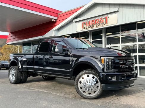 Used 2019 Ford F450 Lariat w/ Lariat Ultimate Package image 1