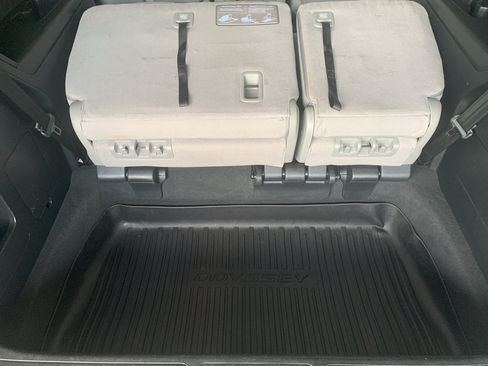 Used 2024 Honda Odyssey Elite image 9