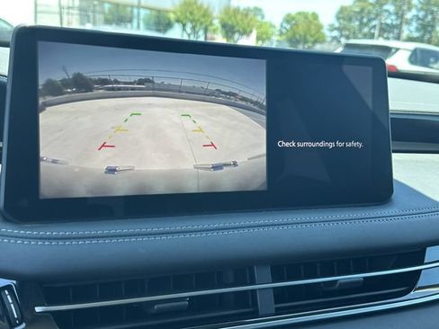 Used 2025 INFINITI QX60 Pure FWD image 16